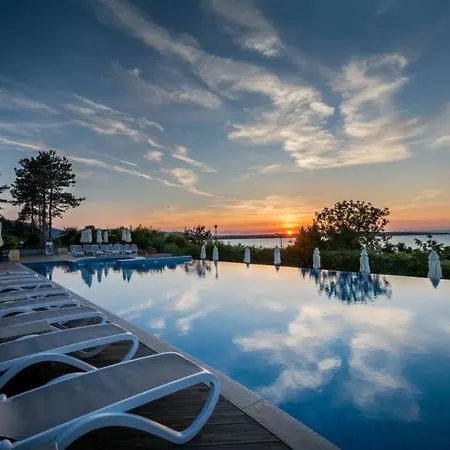 Santa Marina Apartaments- Karina 1 Apartahotel *