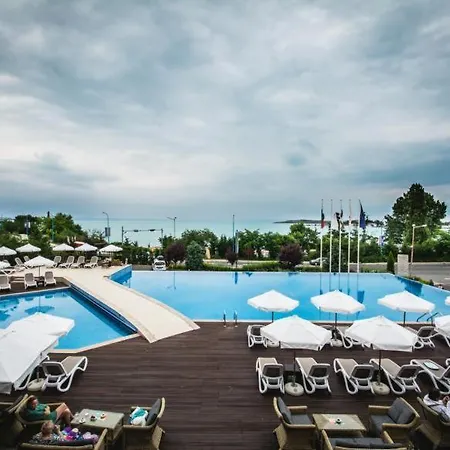 Apart-hotel Santa Marina Apartaments- Karina 1 *